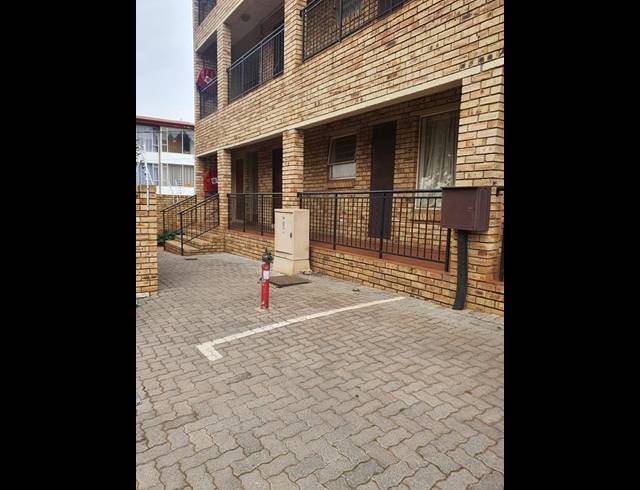 2 BEDROOM APARTMENT FOR SALE IN FLORIDA